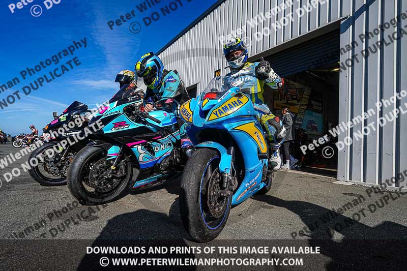anglesey no limits trackday;anglesey photographs;anglesey trackday photographs;enduro digital images;event digital images;eventdigitalimages;no limits trackdays;peter wileman photography;racing digital images;trac mon;trackday digital images;trackday photos;ty croes